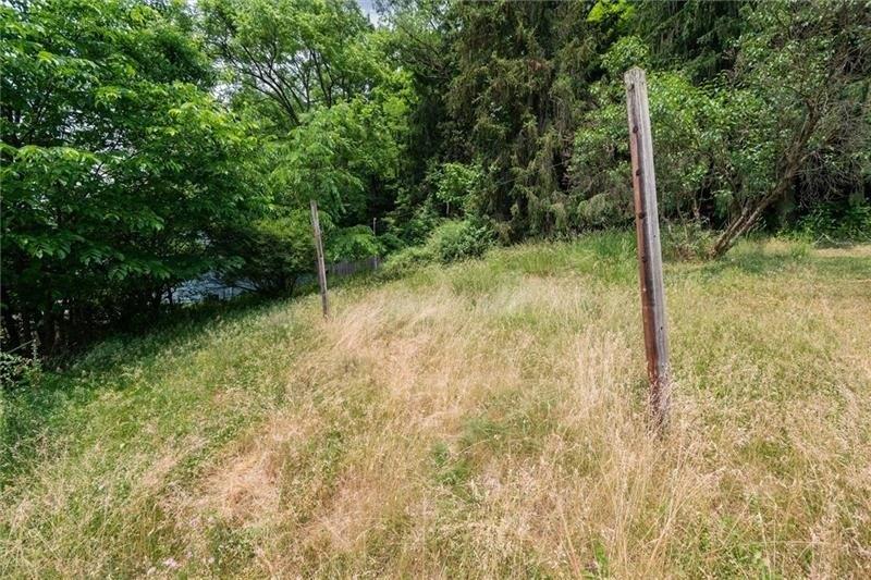 Bocktown Rd, Crescent, PA 15046