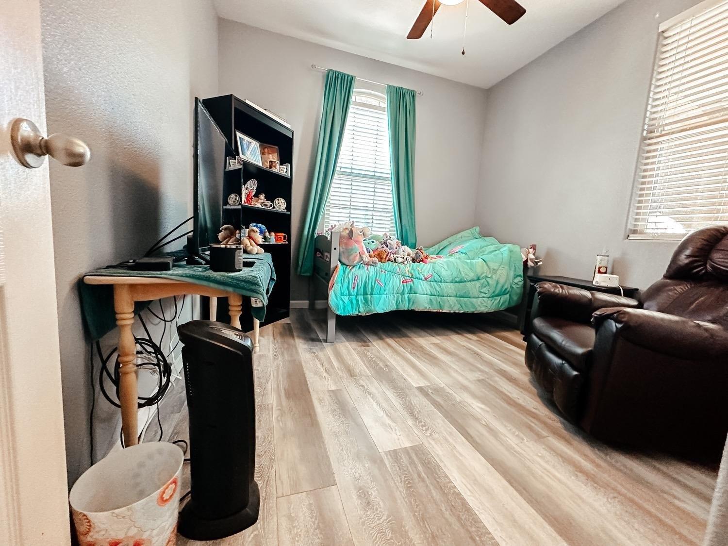 Redington Ave, Clovis, CA 93619