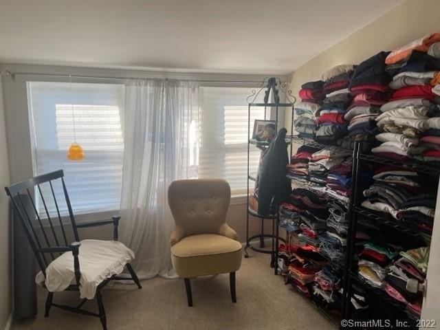 Newell Ave, Bristol, CT 06010