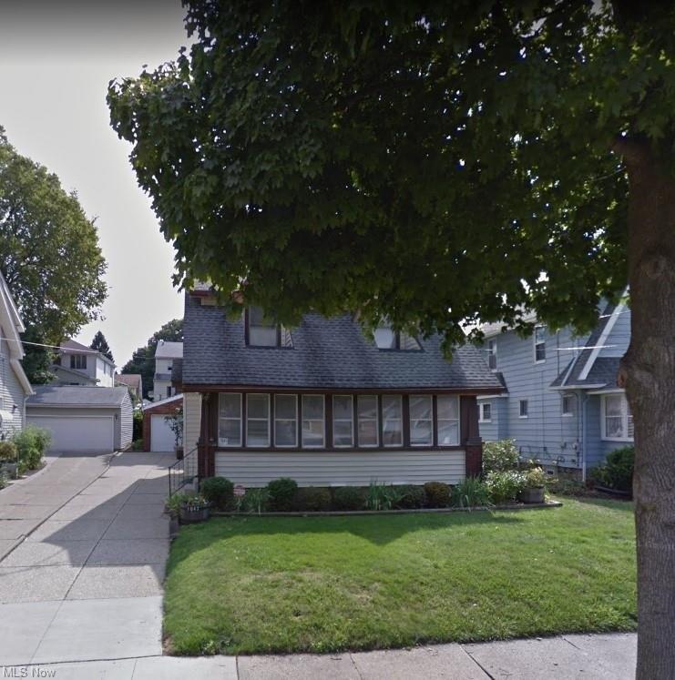 Oakland Ave, Akron, OH 44310