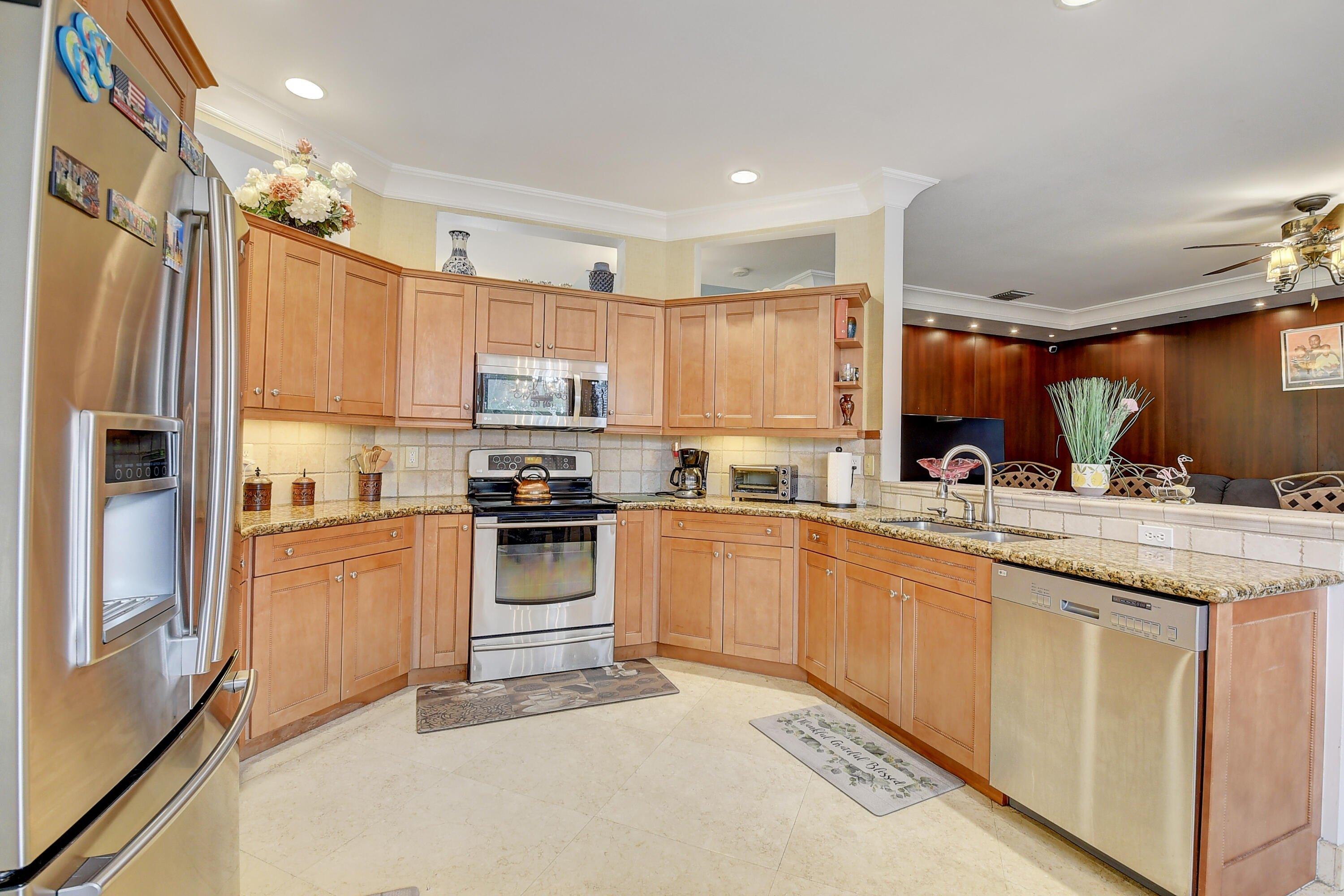 Newport Ave, Boynton Beach, FL 33436