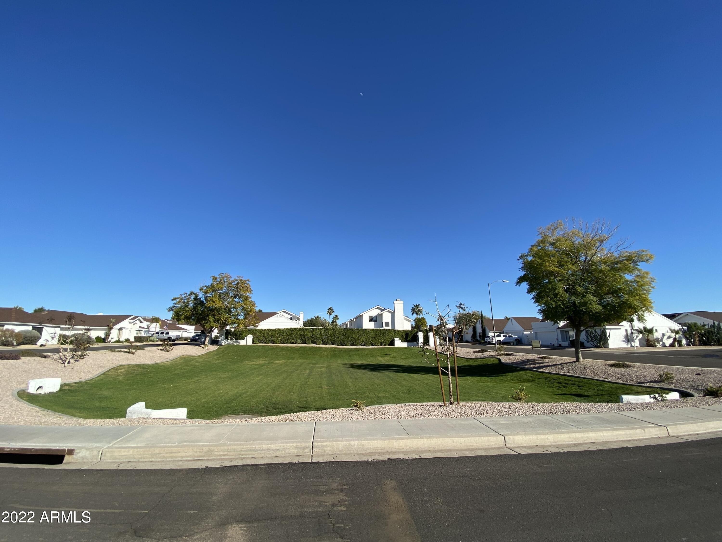 E Taro Ln, Phoenix, AZ 85050