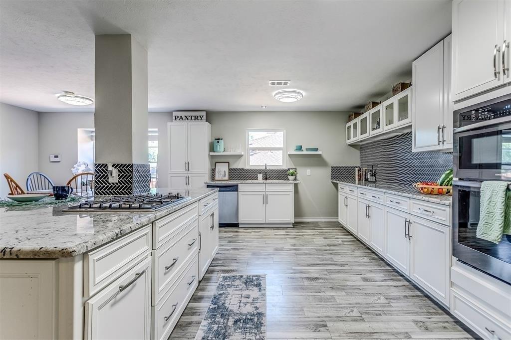 Meadowcreek Dr, Plano, TX 75074