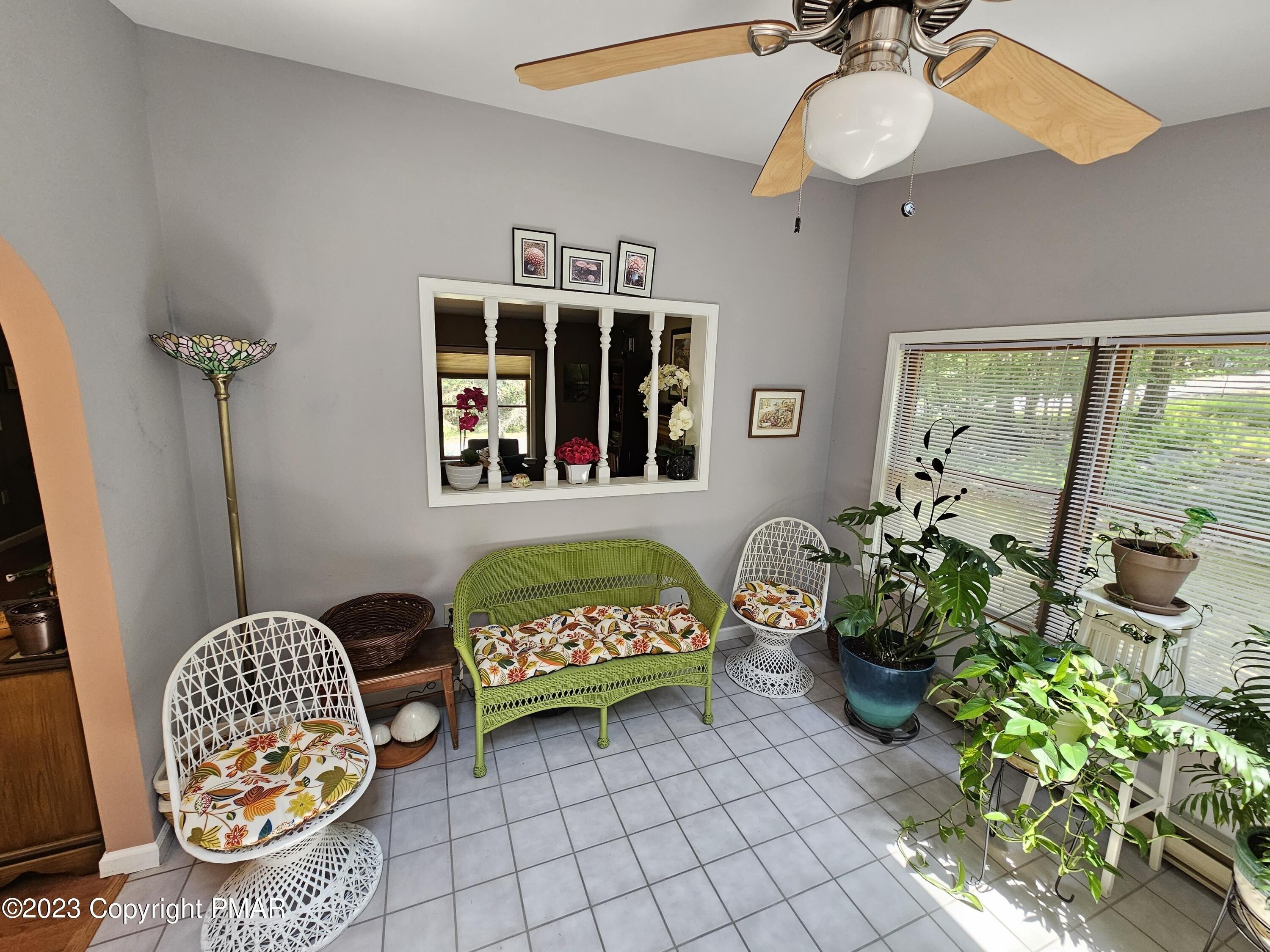 Bear Dr, Bushkill, PA 18324