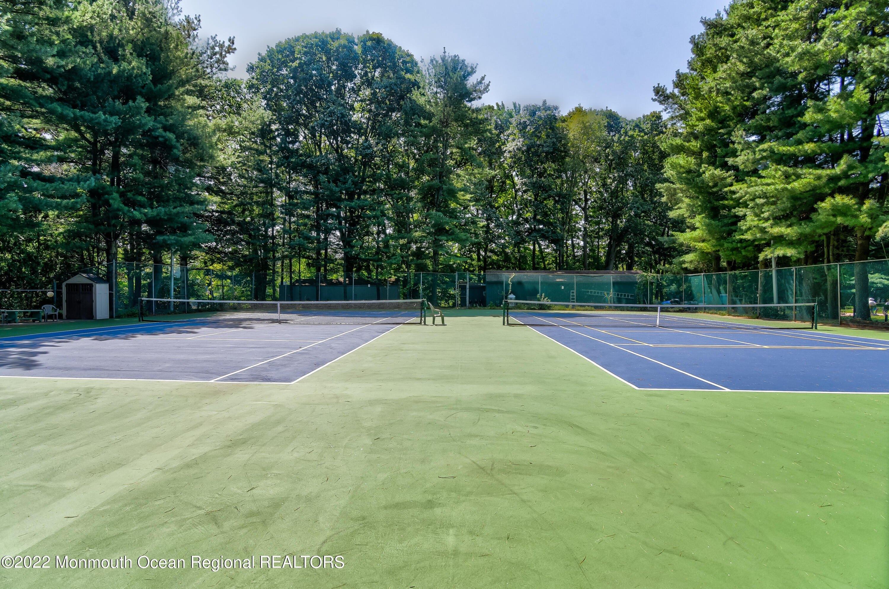 Medford Ct, Red Bank, NJ 07701