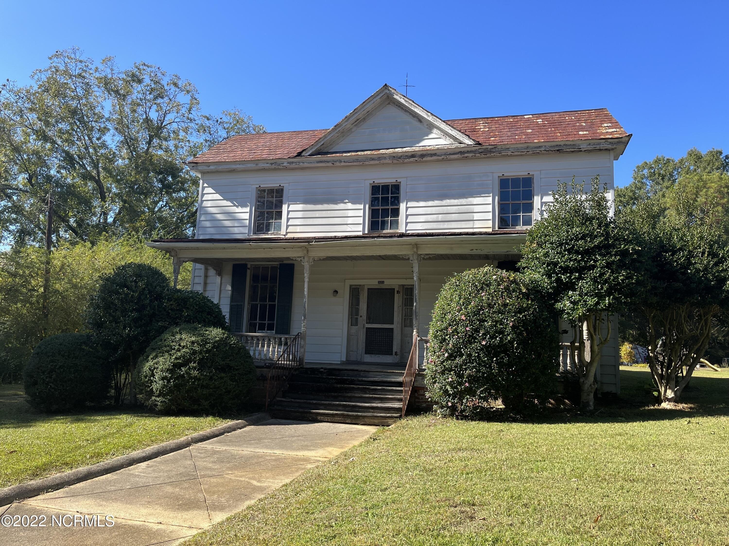 E Branch St, Spring Hope, NC 27882