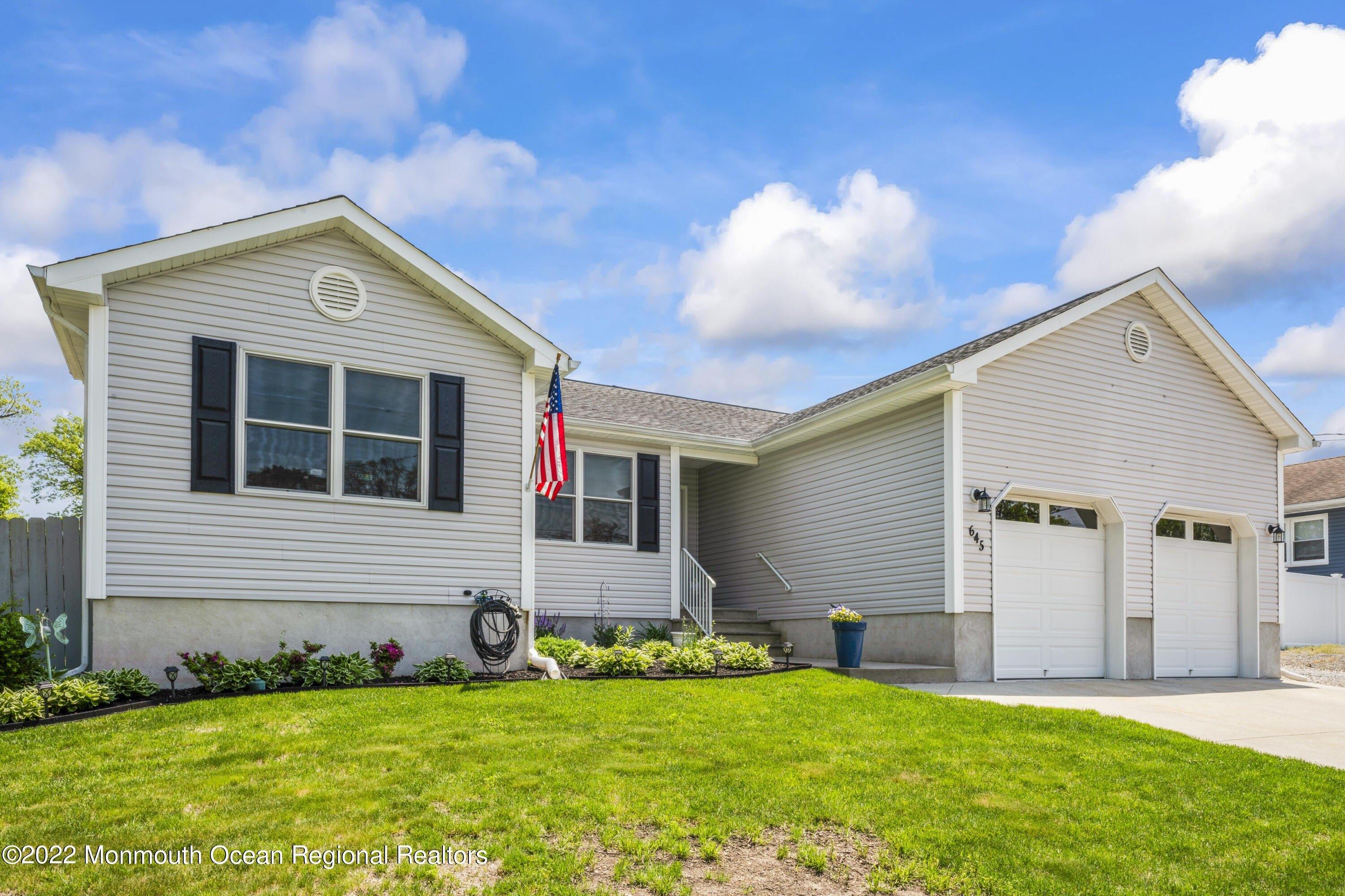 Beach Ave, Beachwood, NJ 08722