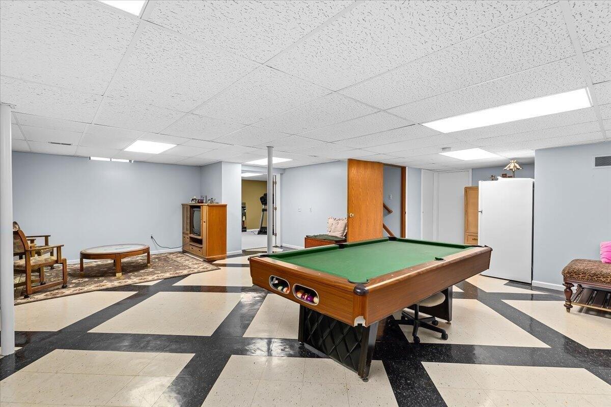 Wixom Rd, Novi, MI 48374