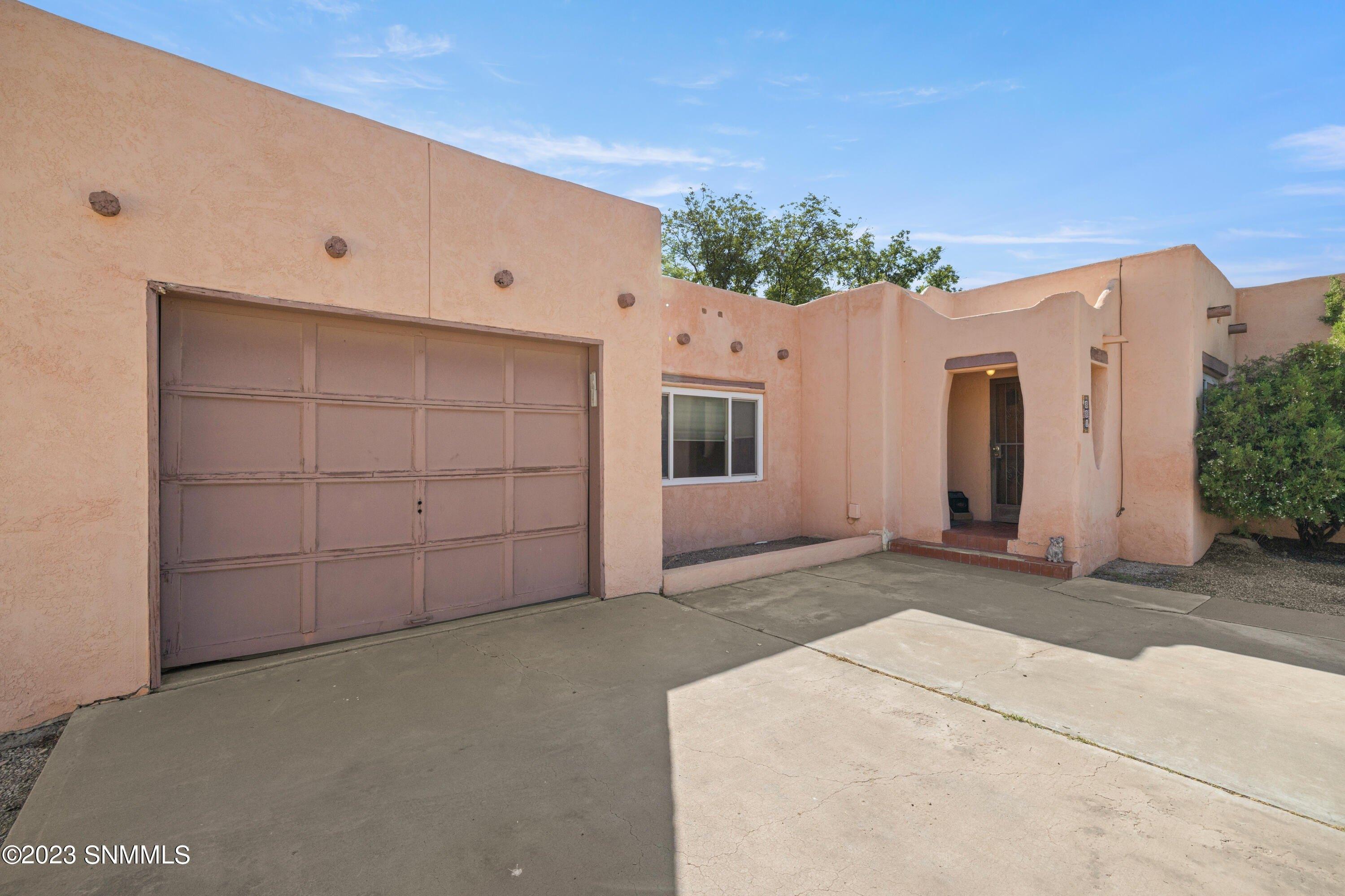S Melendres St, Las Cruces, NM 88005