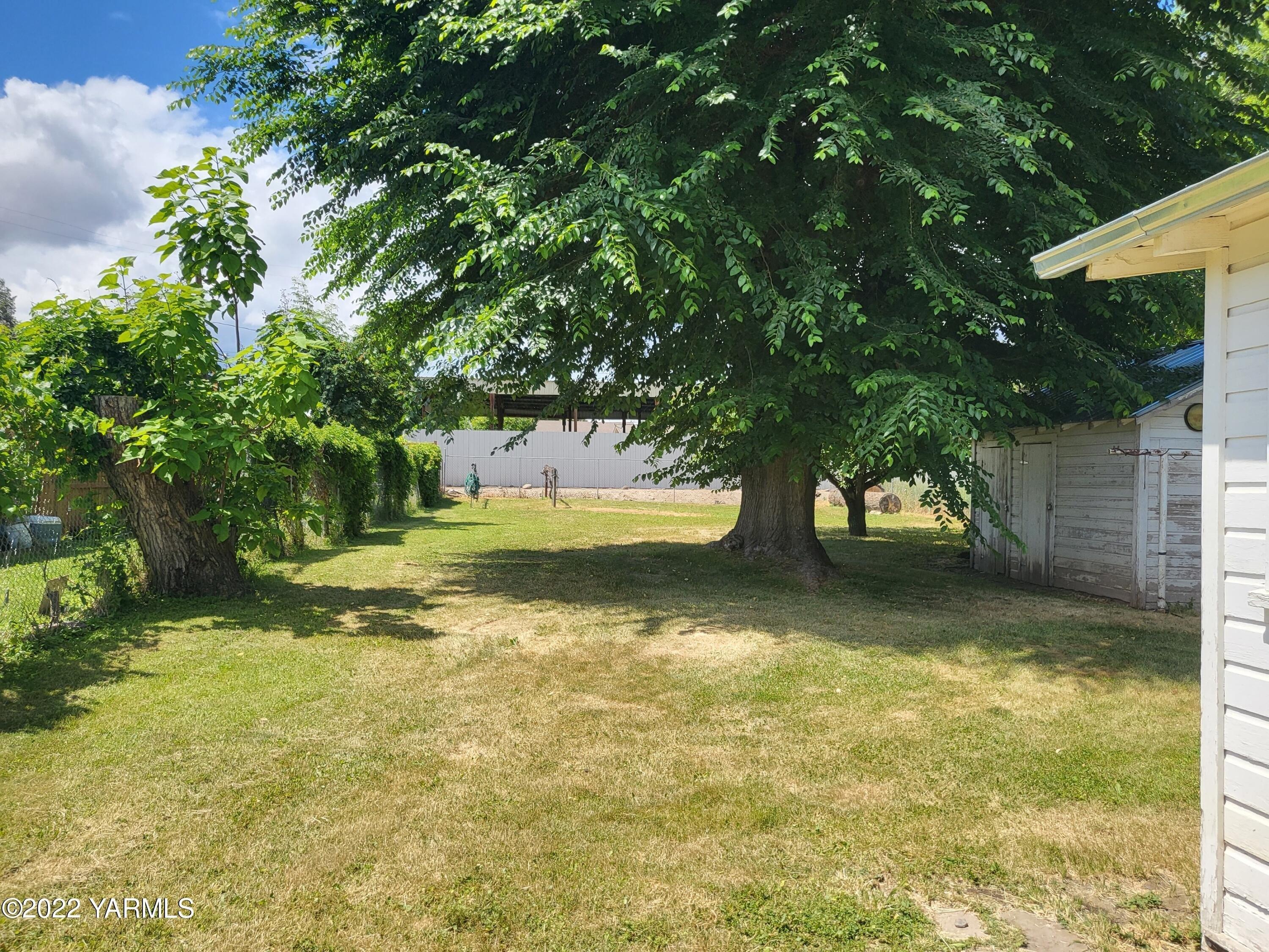 Taft St, Tieton, WA 98947