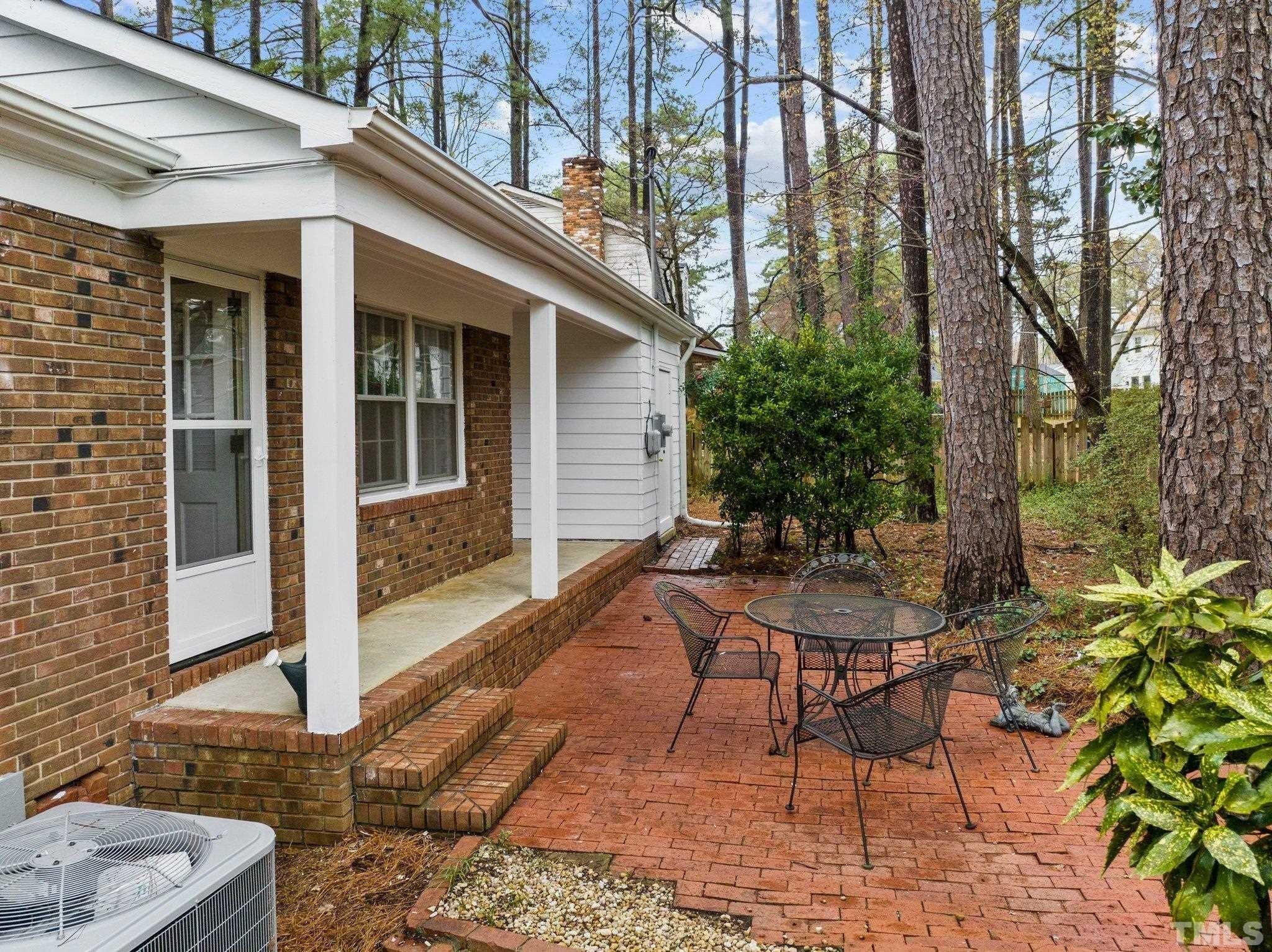 Tremont Dr, Raleigh, NC 27609