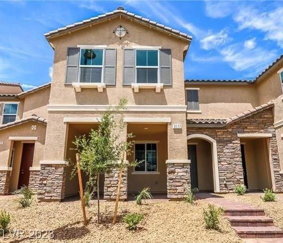 Mckenna Dawn Ave, Henderson, NV 89044