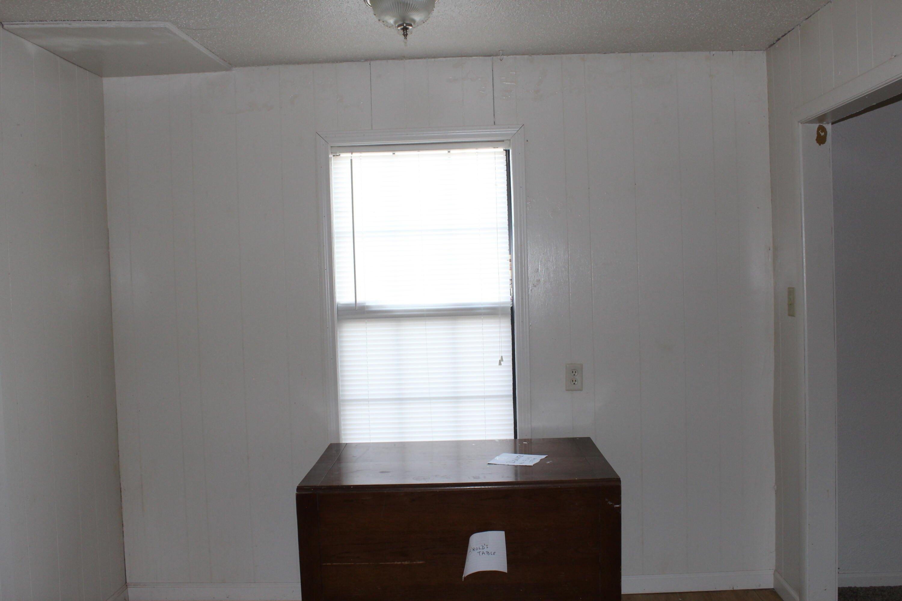 N Maxwell Ave, Tulia, TX 79088