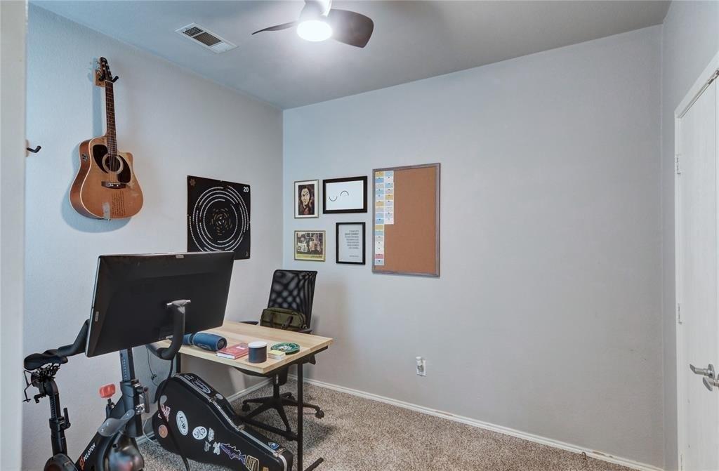 Tijuana Trl, Haslet, TX 76052
