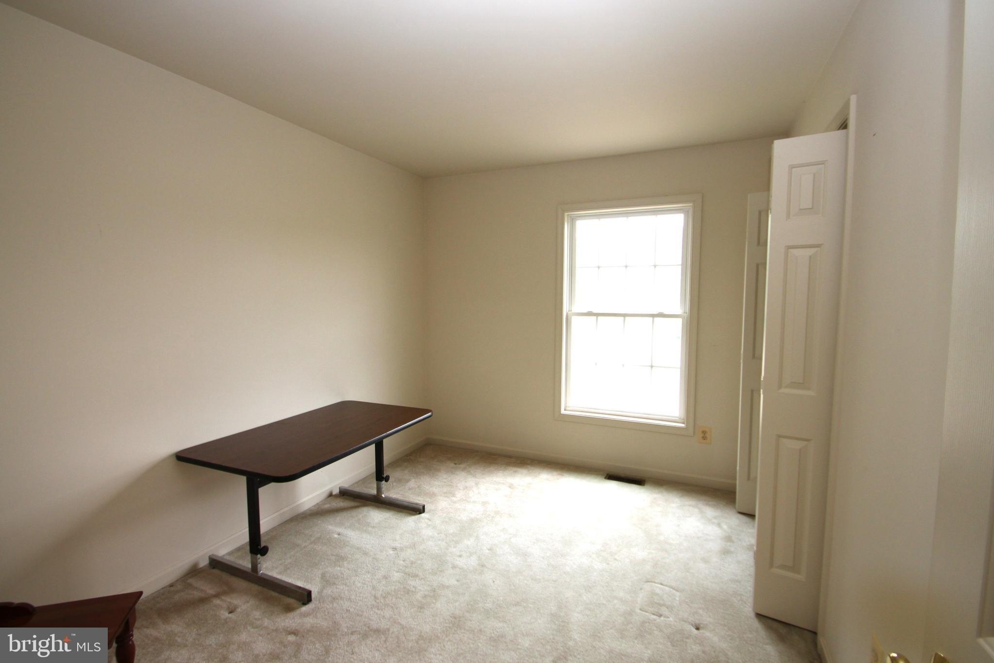 Amanda Ct, Culpeper, VA 22701