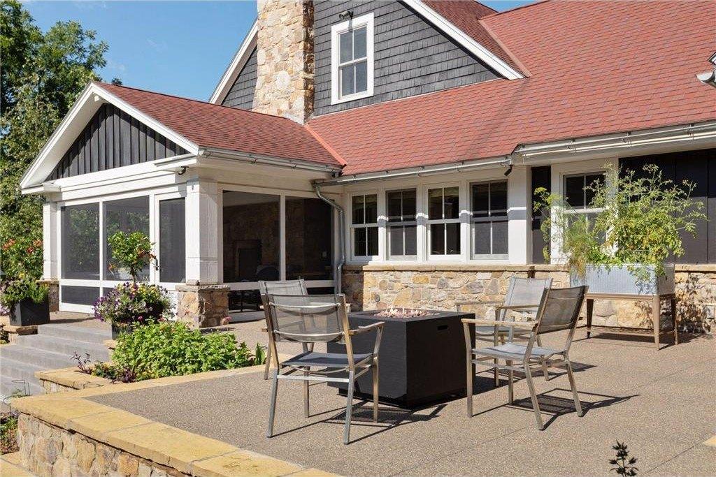 Forest Rd, Cannon Falls, MN 55009