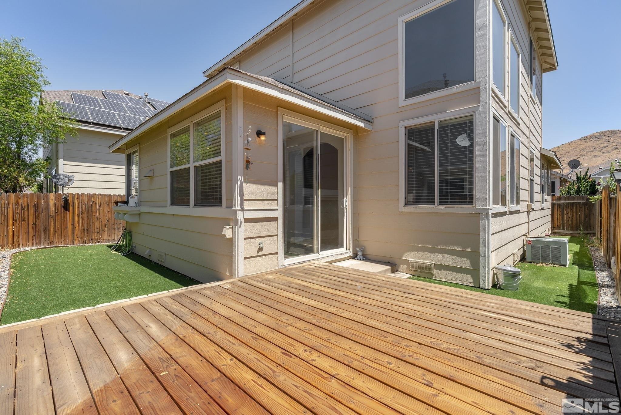 Herons Cir, Reno, NV 89502