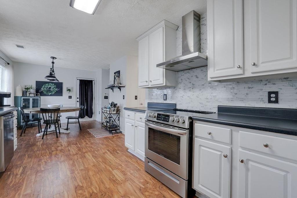 Garden Manor Dr, Loganville, GA 30052
