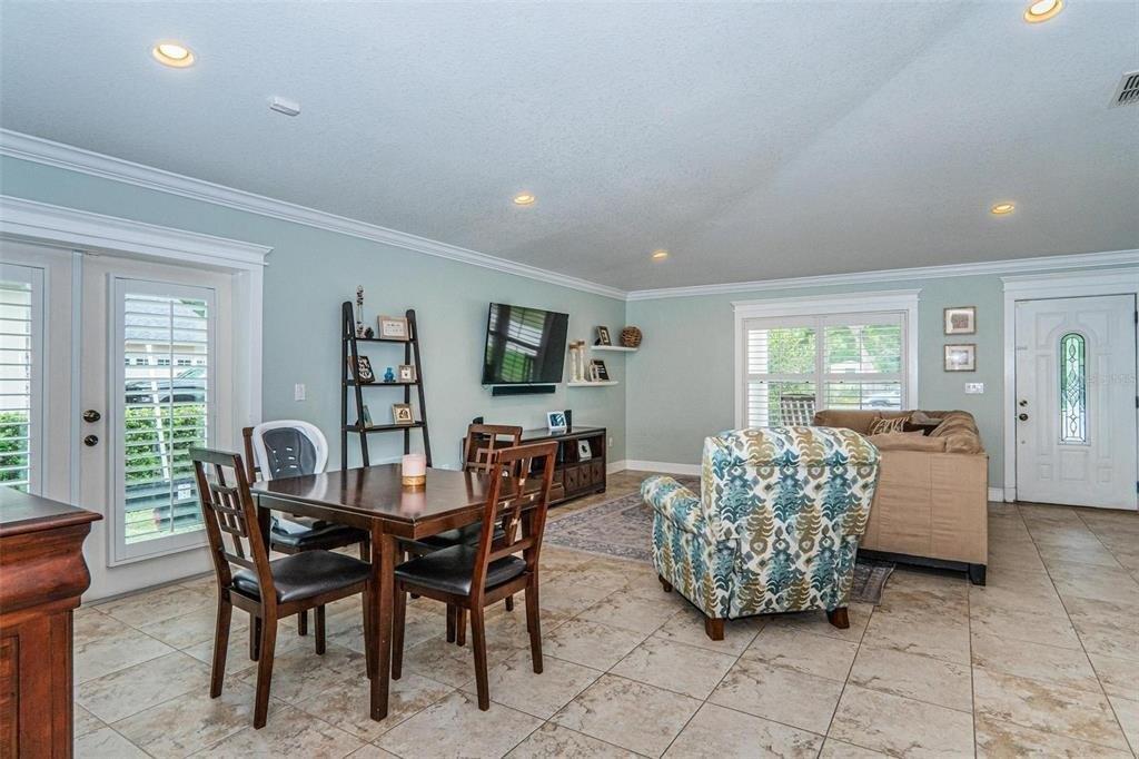 Rosier Rd, Brandon, FL 33510