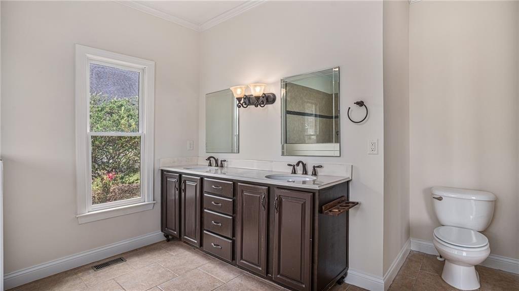 Azalea Lakes Ct, Dallas, GA 30157