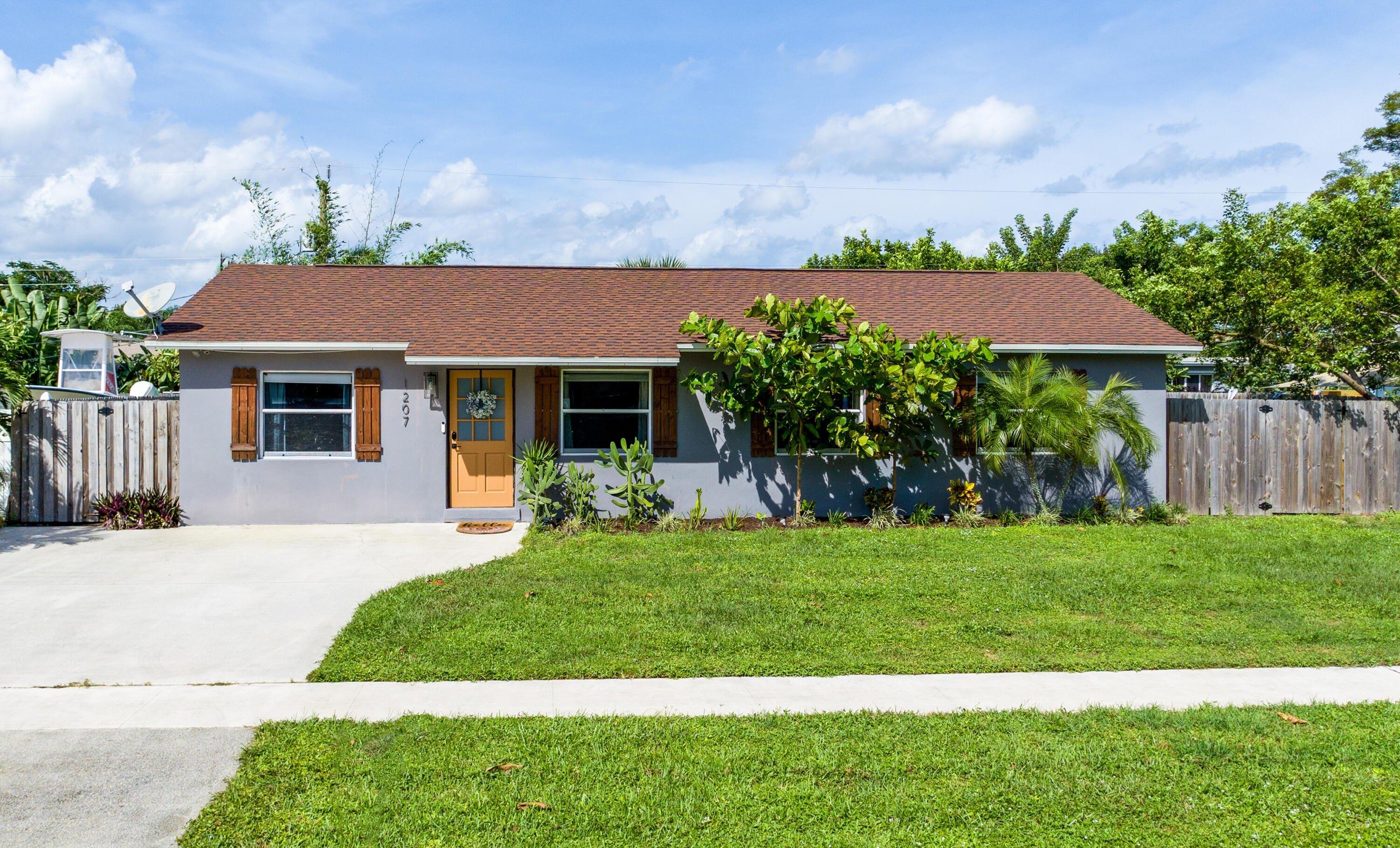 Sioux St, Jupiter, FL 33458