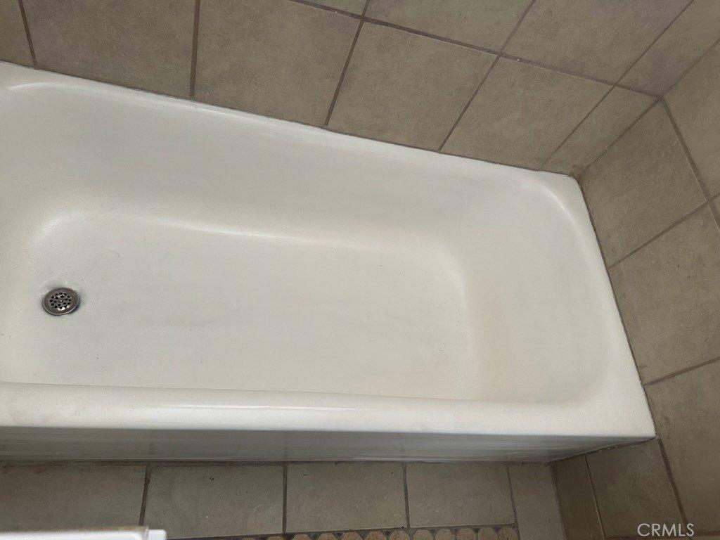Lillian Dr, Barstow, CA 92311