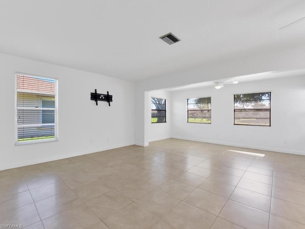 Buring Ct, Fort Myers, FL 33919
