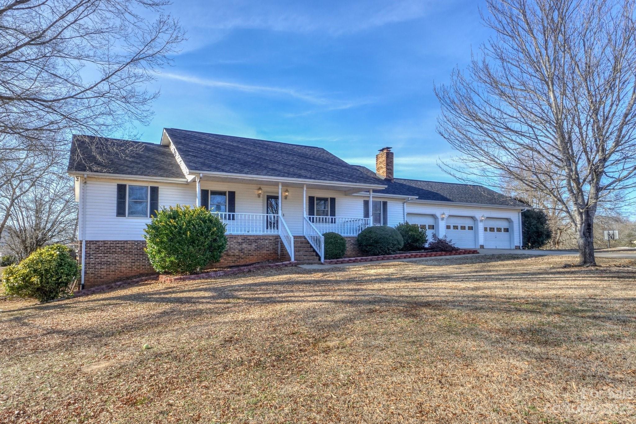 Starmount Dr, Kings Mountain, NC 28086