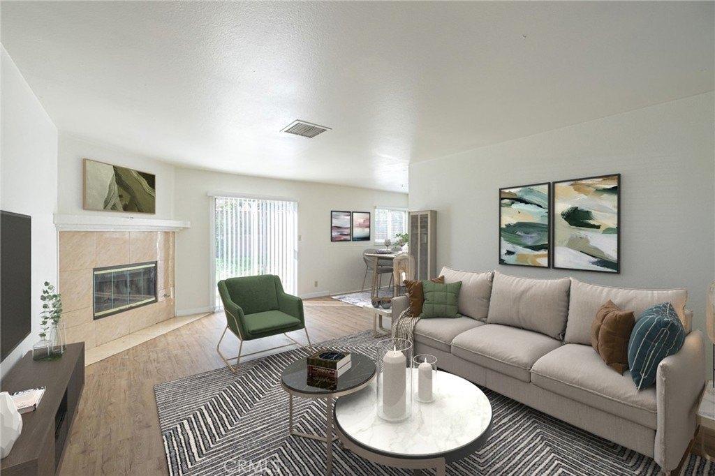 E Nugent St, Lancaster, CA 93535