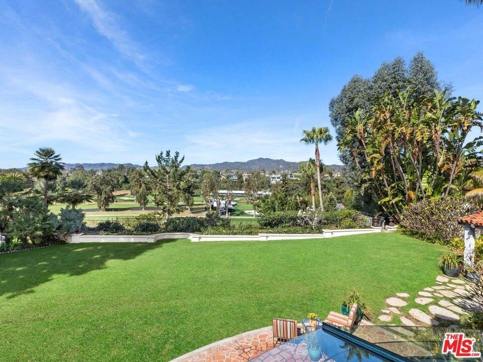 San Vicente Blvd, Santa Monica, CA 90402