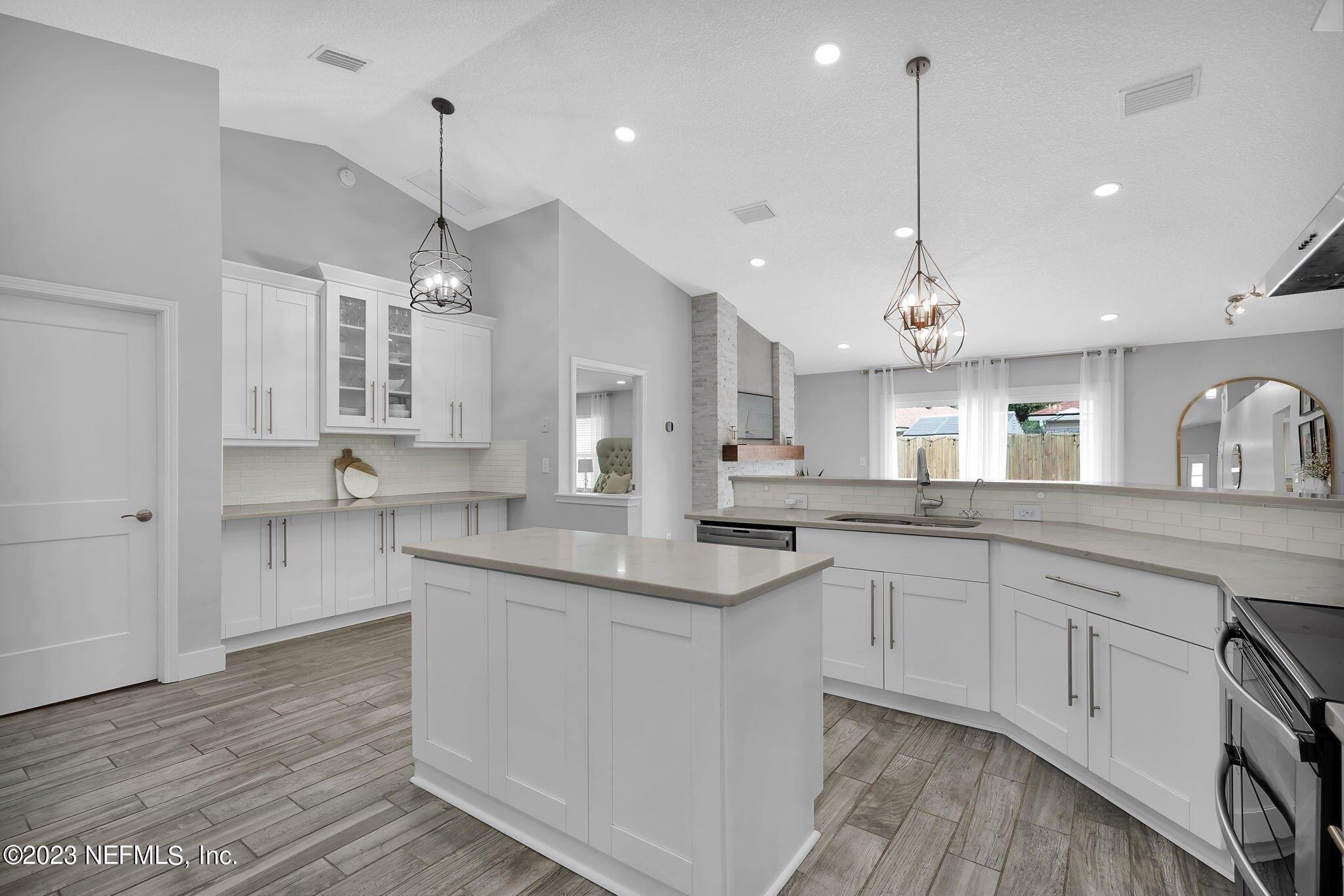 Winterpine Ct, Jacksonville, FL 32225