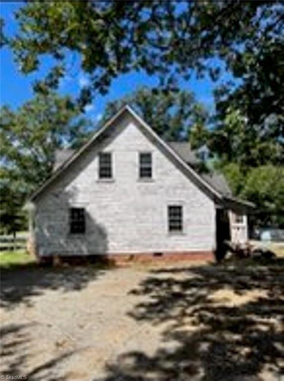 Lambeth Rd, Thomasville, NC 27360