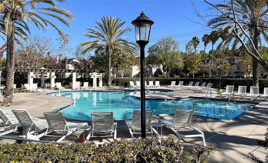 Duxbury St, Ladera Ranch, CA 92694