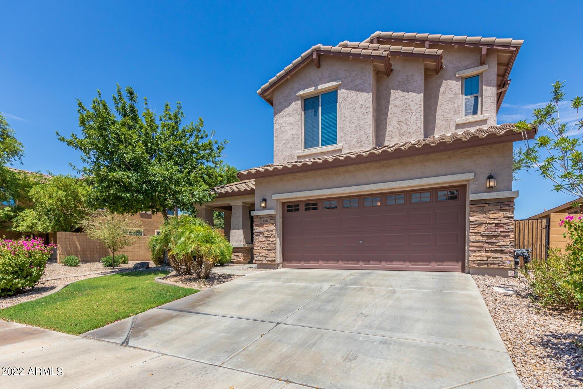 E Bellerive Dr, Chandler, AZ 85249