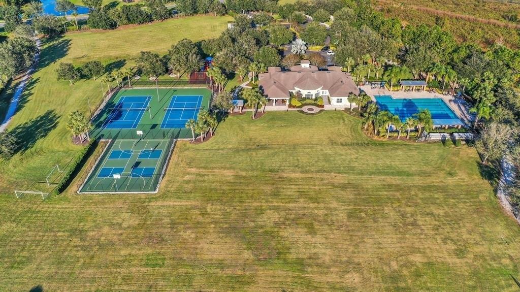 107th Ter E, Parrish, FL 34219