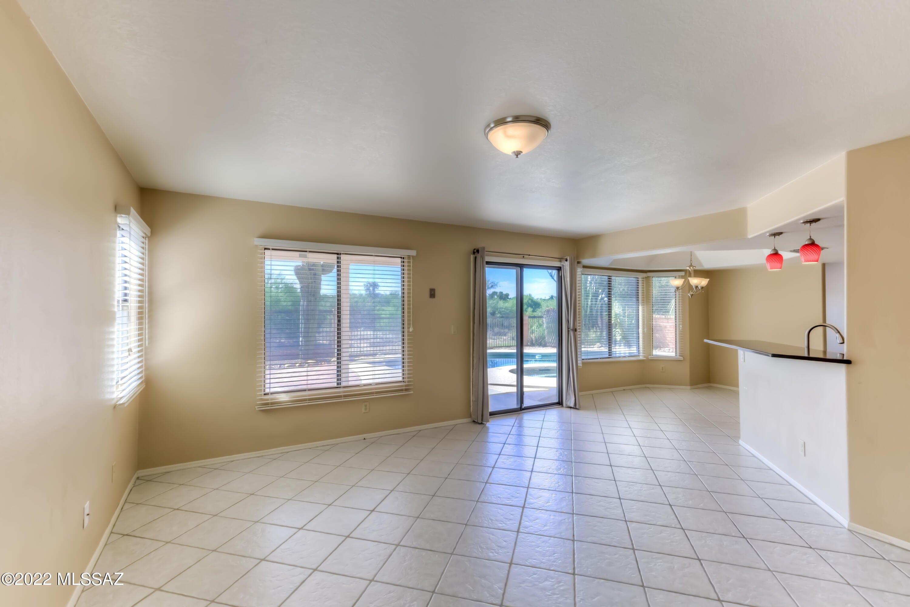 W Annandale Way, Tucson, AZ 85737
