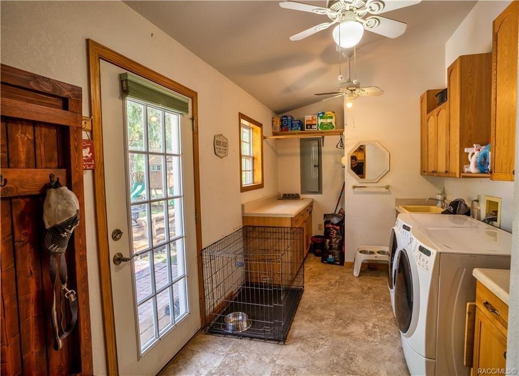 N Shillelagh Ave, Crystal River, FL 34428