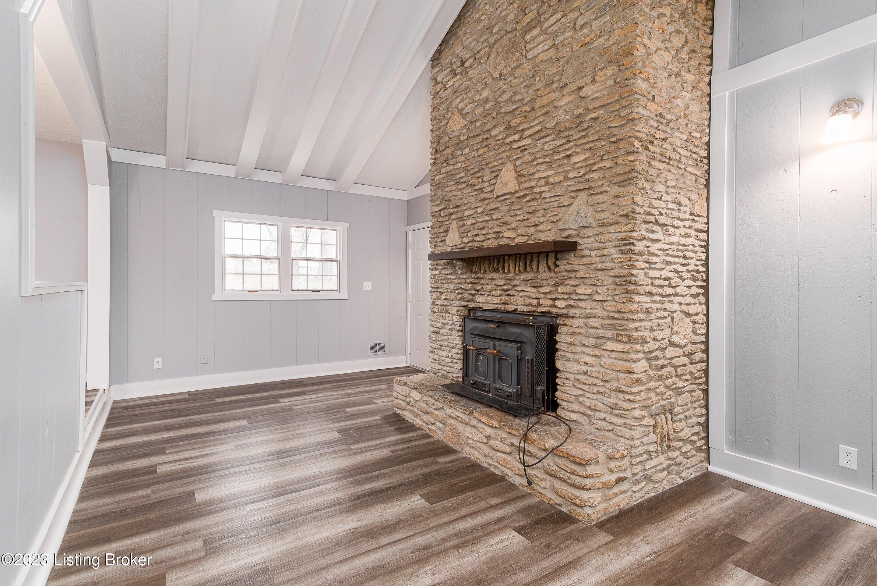 Ridge Crest Dr Ne, Lanesville, IN 47136