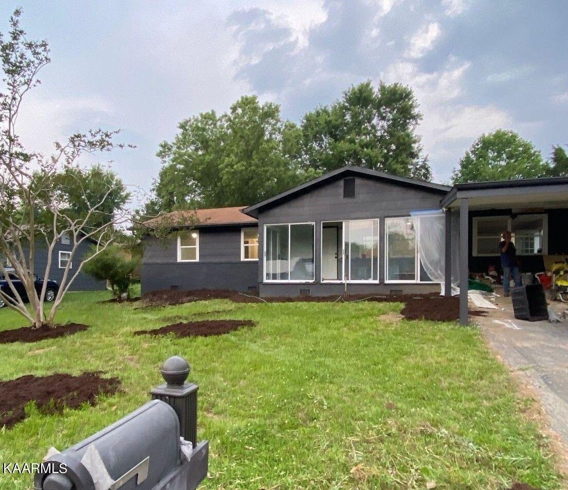 Elmbrook Ln, Knoxville, TN 37918