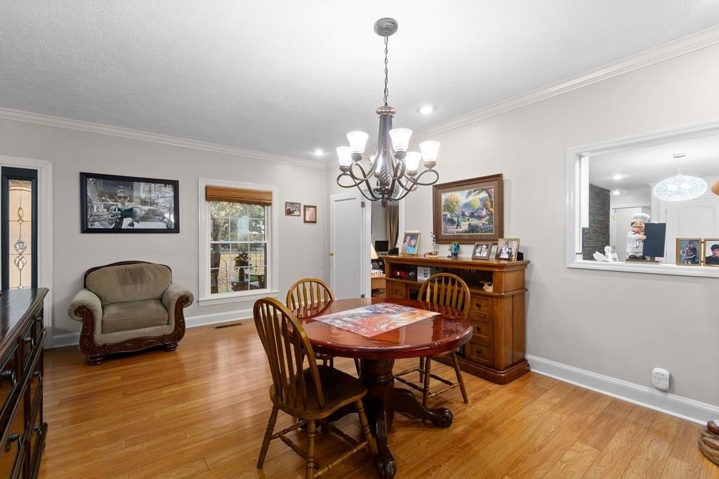 Cox Mill Rd, Hopkinsville, KY 42240