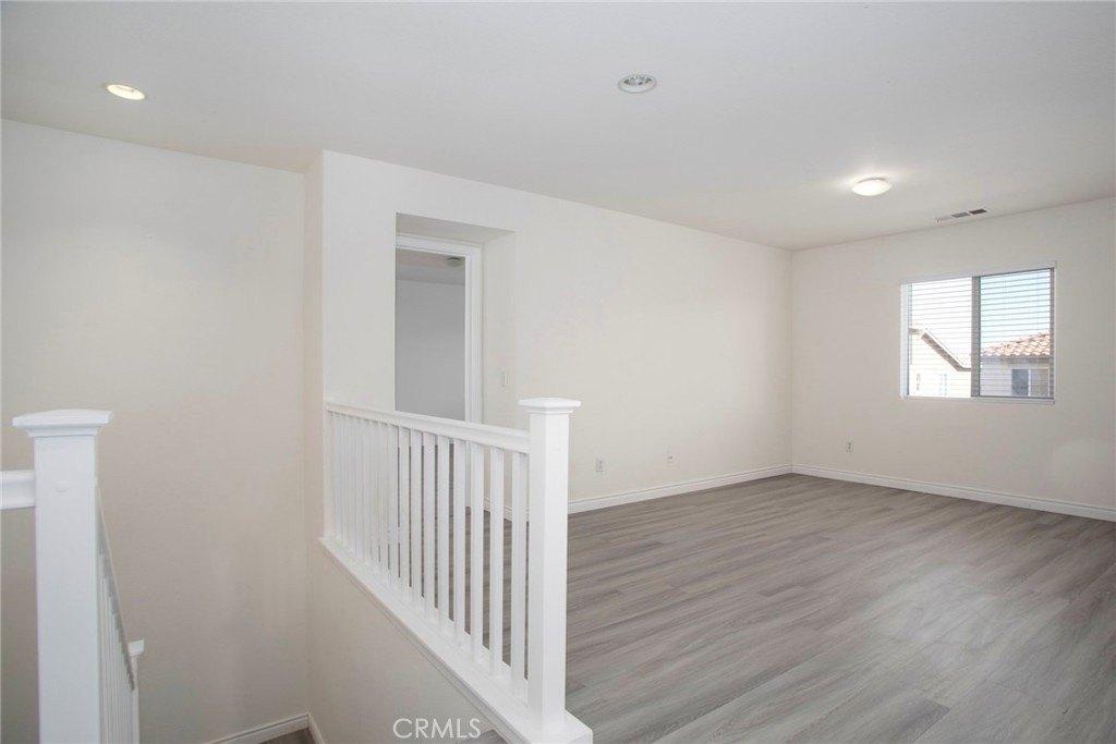 Calico Ct, Oak Hills, CA 92344
