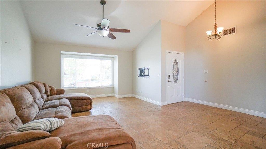 Crimson Dr, Highland, CA 92346