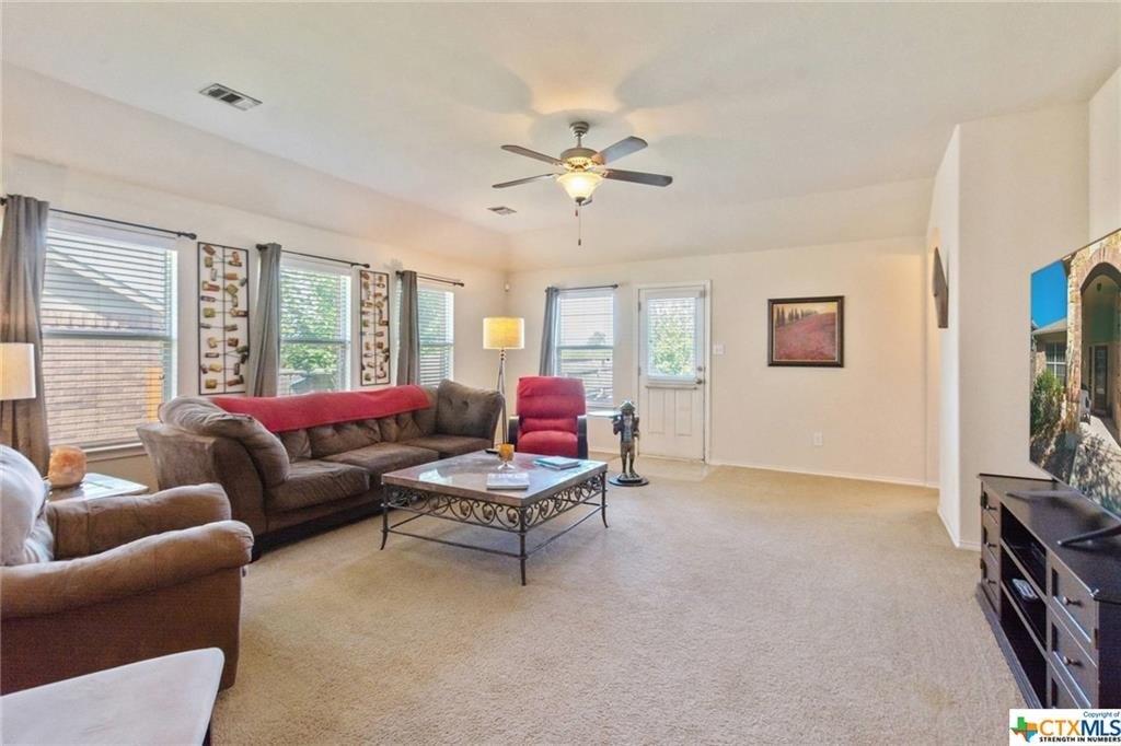 Coral Stone Trl, Buda, TX 78610
