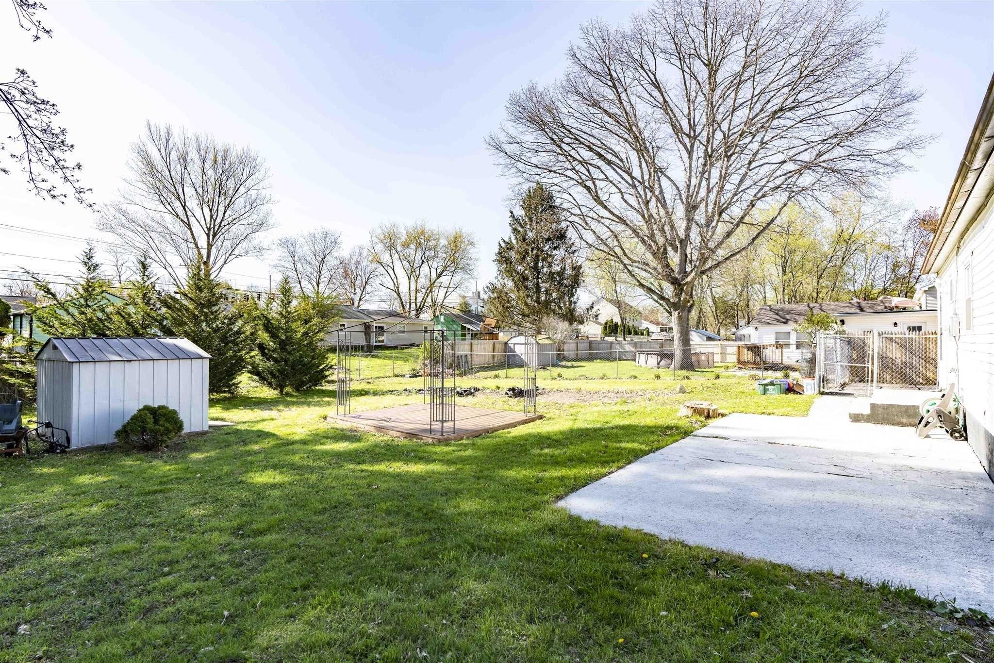 Peter Cooper Dr, Poughkeepsie, NY 12601