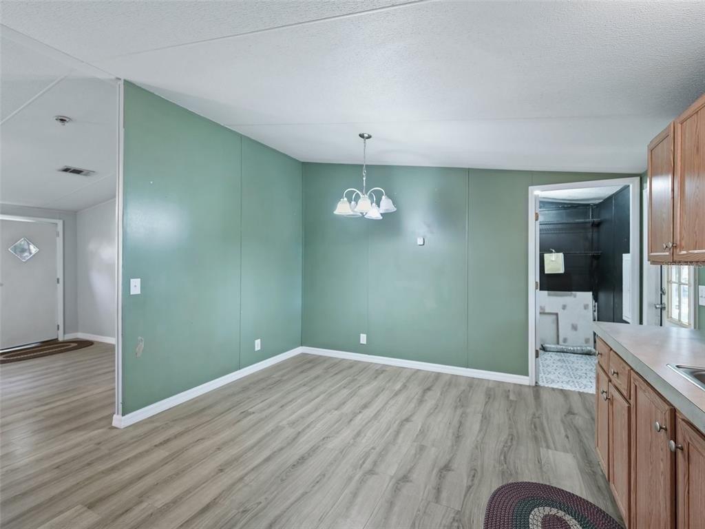Se 165th Ave, Weirsdale, FL 32195