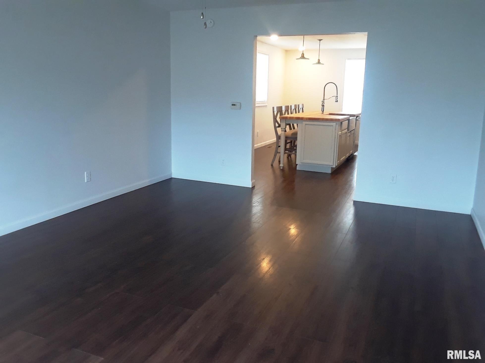 Union St, Carlinville, IL 62626