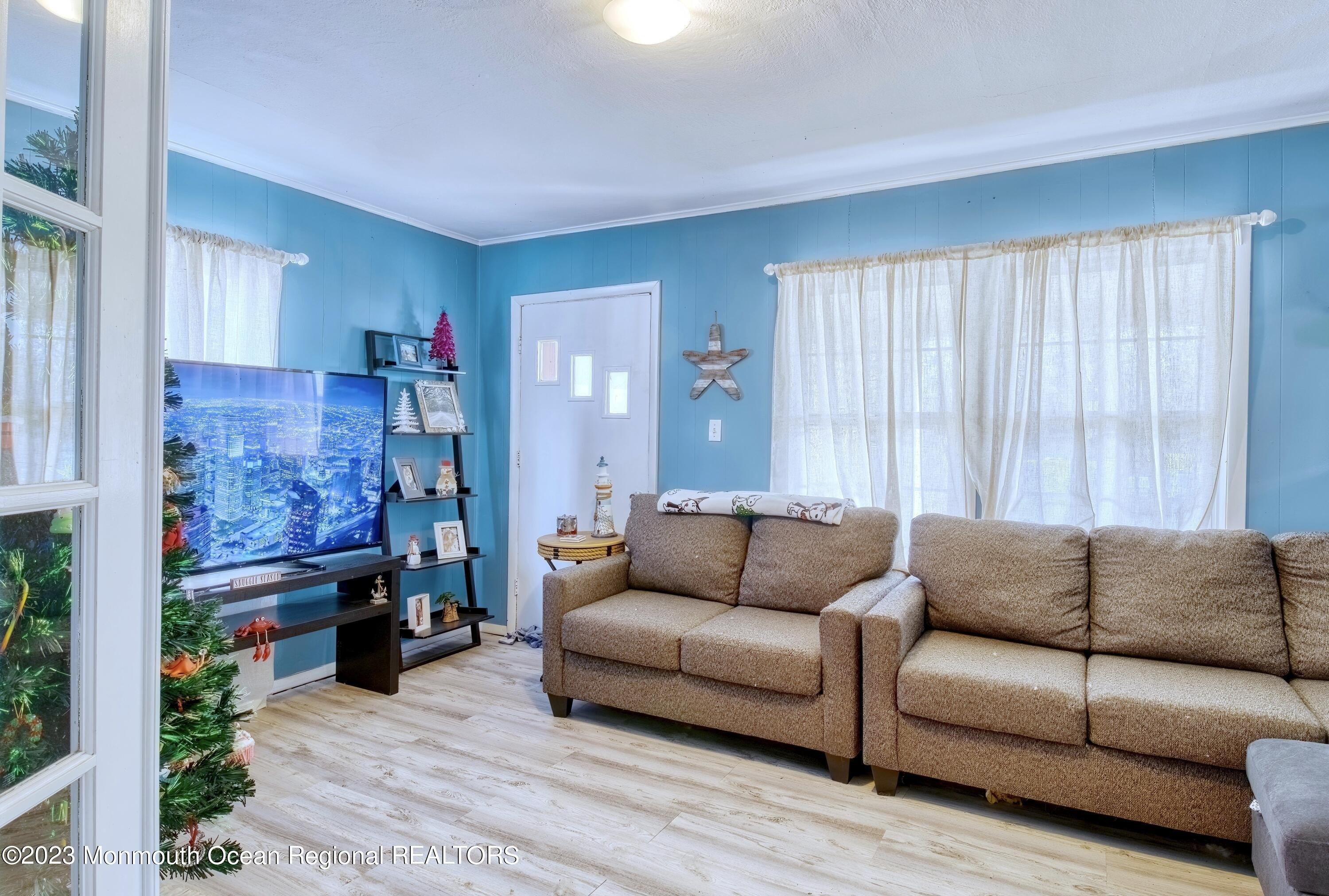 Marconi Rd, Wall Township, NJ 07719