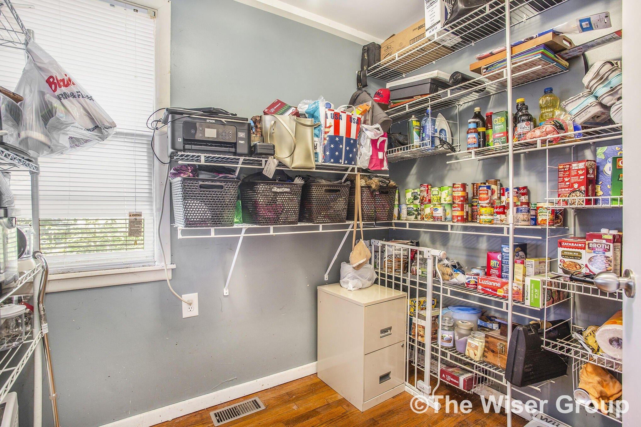 Kinney Ave Nw, Grand Rapids, MI 49534