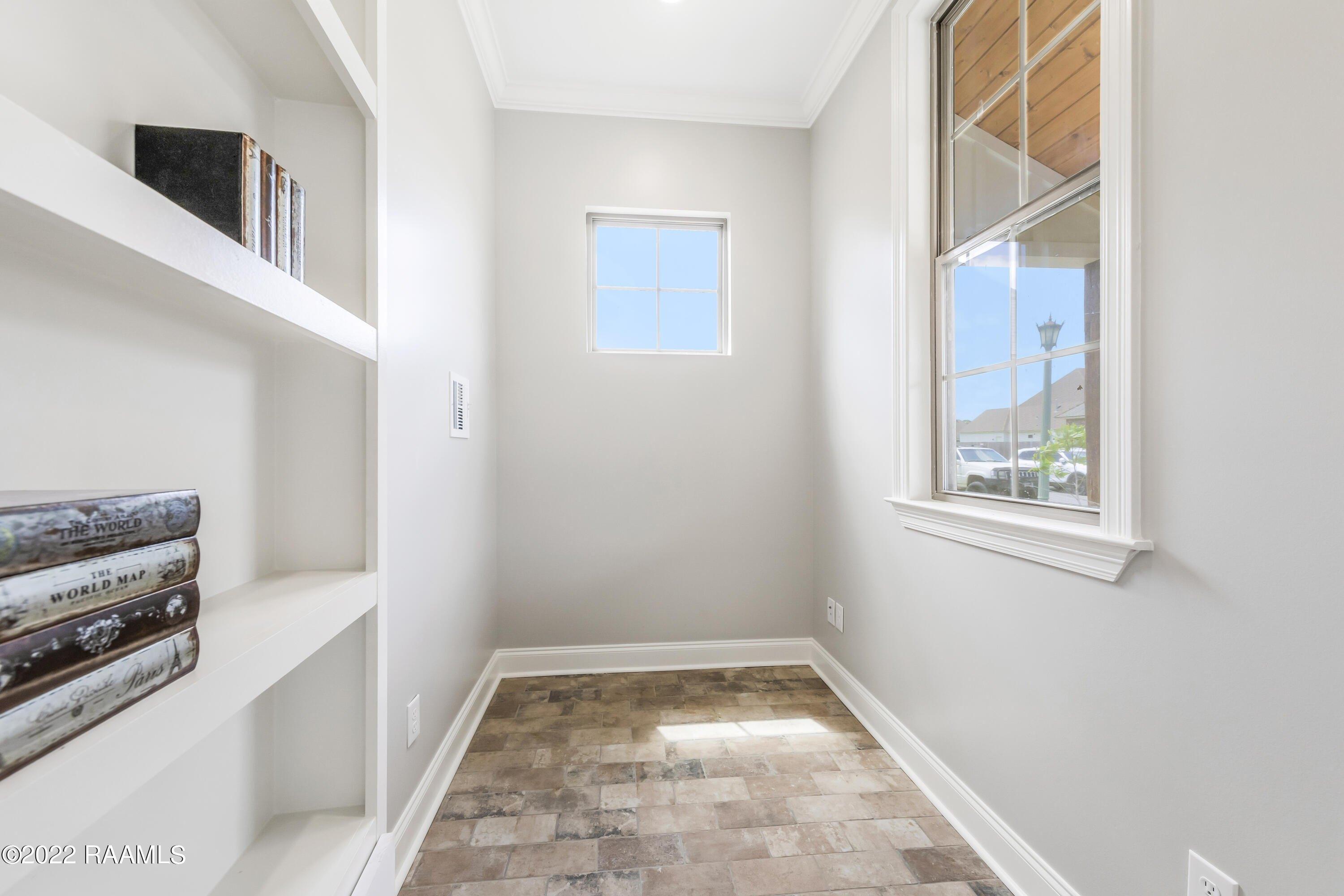 Ember Grove Xing, Lafayette, LA 70508