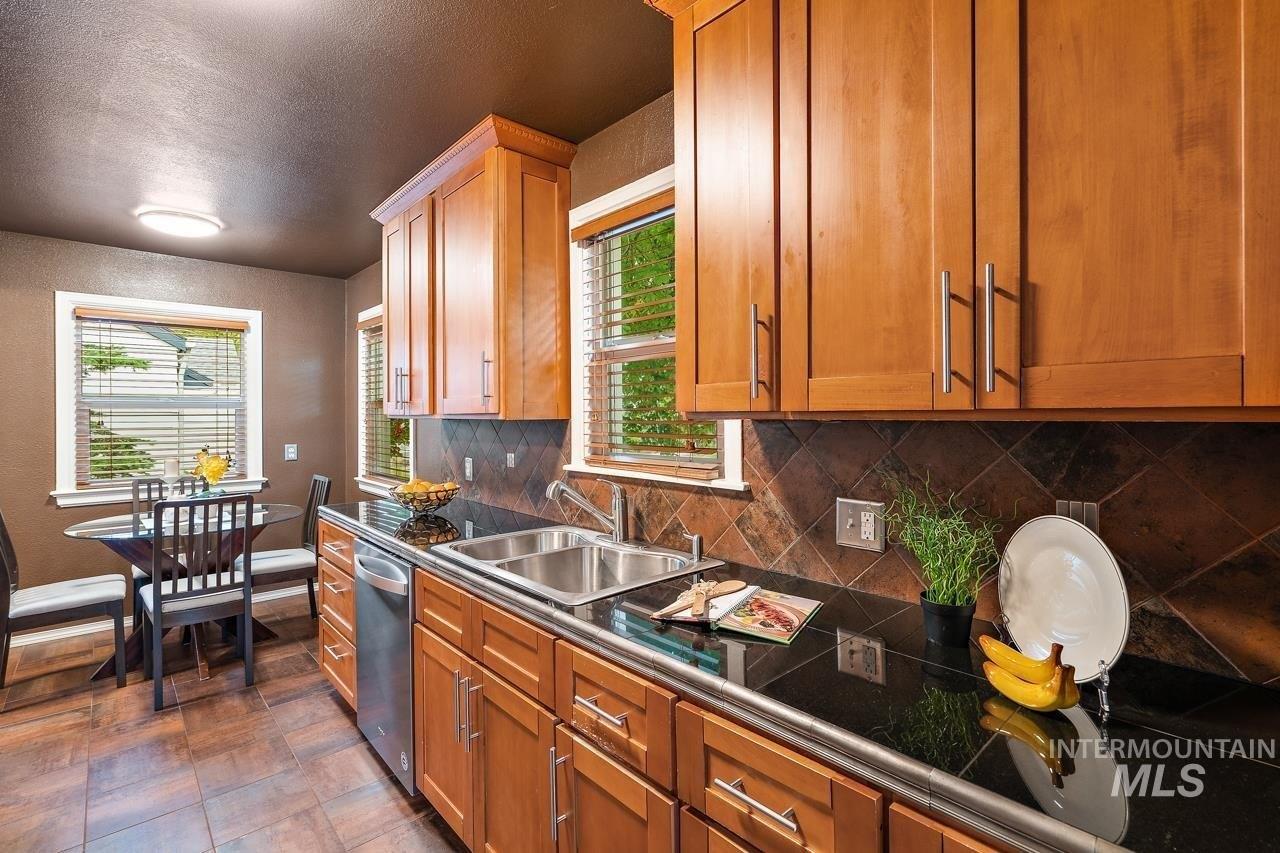 S Opal St, Boise, ID 83705